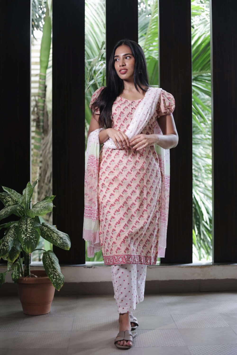 Rose polka suit set in Peach - Image 2