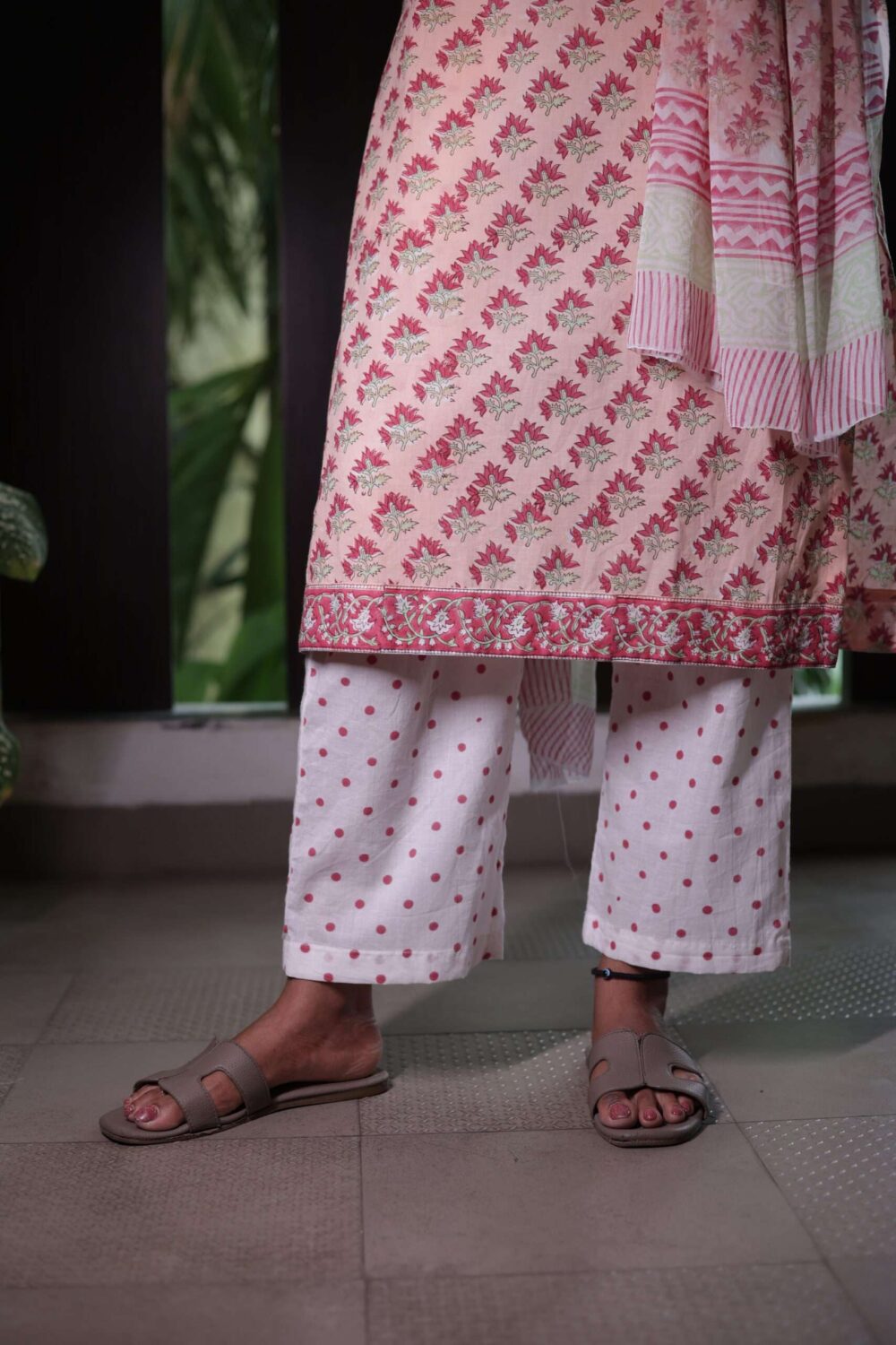 Rose polka suit set in Peach - Image 7